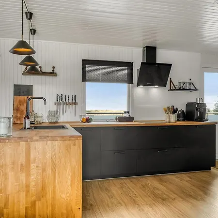 Sarika - 500m From The Sea By Interhome Nyaraló
