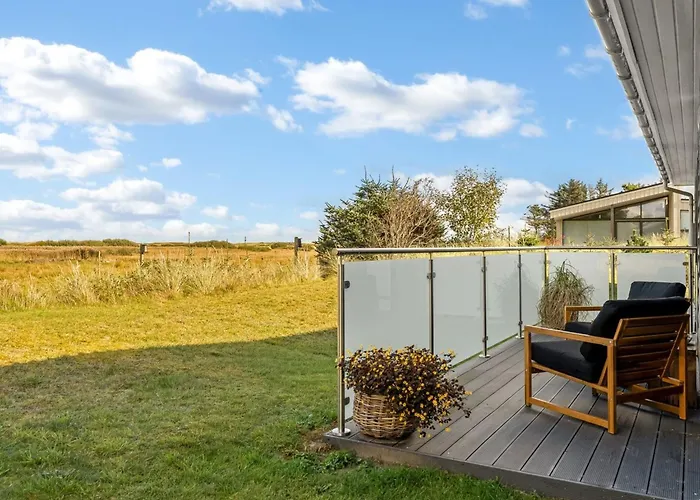 Sarika - 500m From The Sea By Interhome